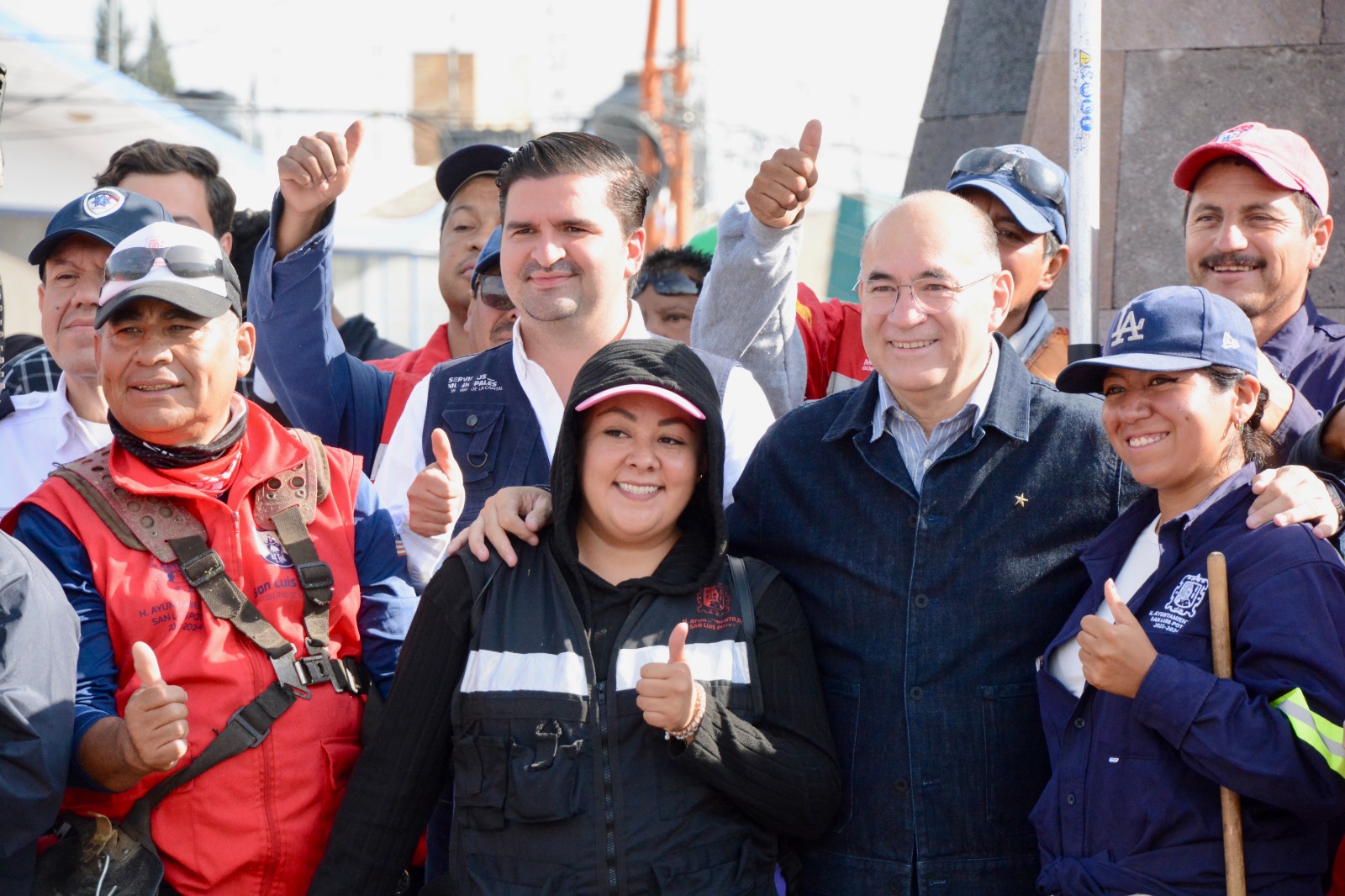 Talacha para embellecer la Glorieta Mariano Jiménez