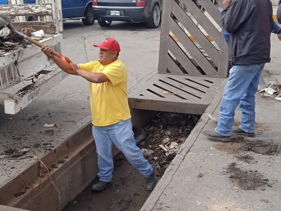 Ayuntamiento de San Luis Potosí intensifica limpieza de alcantarillas pluviales para prevenir inundaciones