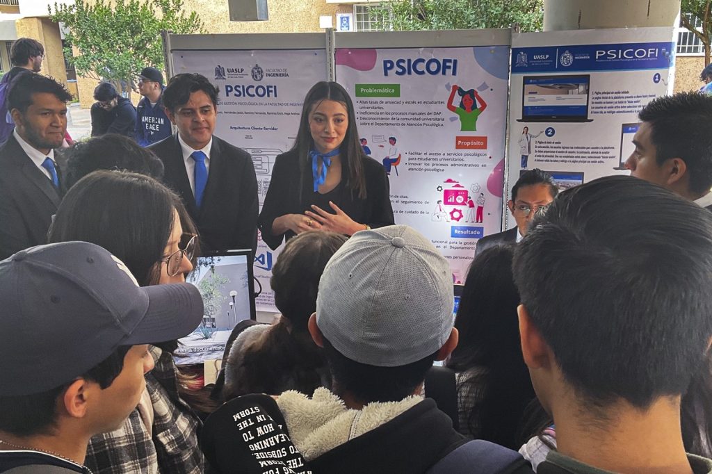 Alumnos del área de Ciencias de la Computación presentan interesantes proyectos en la 10a Exposición de Proyectos Expo-CiComp otoño 2024